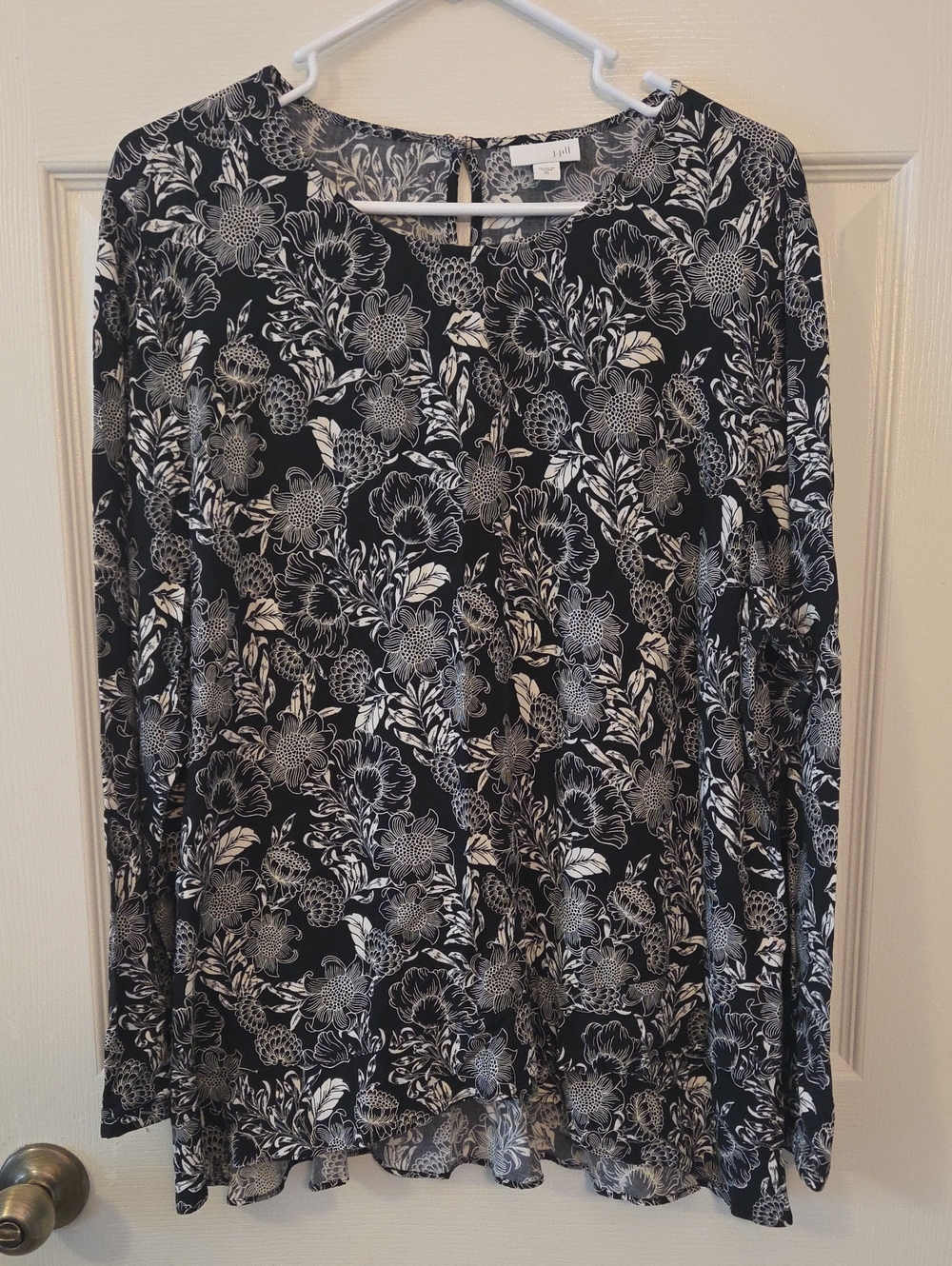 J. Jill Women Black White Floral Blouse Shirt XL